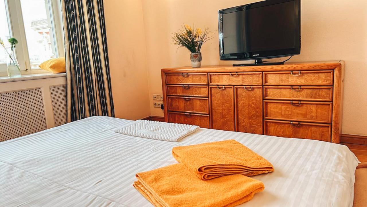 Apartments Rentals Ukraine On Kreshchatik 키예프 외부 사진