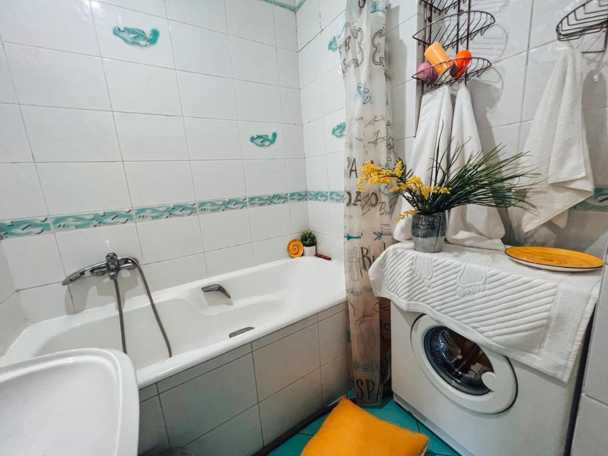 Apartments Rentals Ukraine On Kreshchatik 키예프 외부 사진