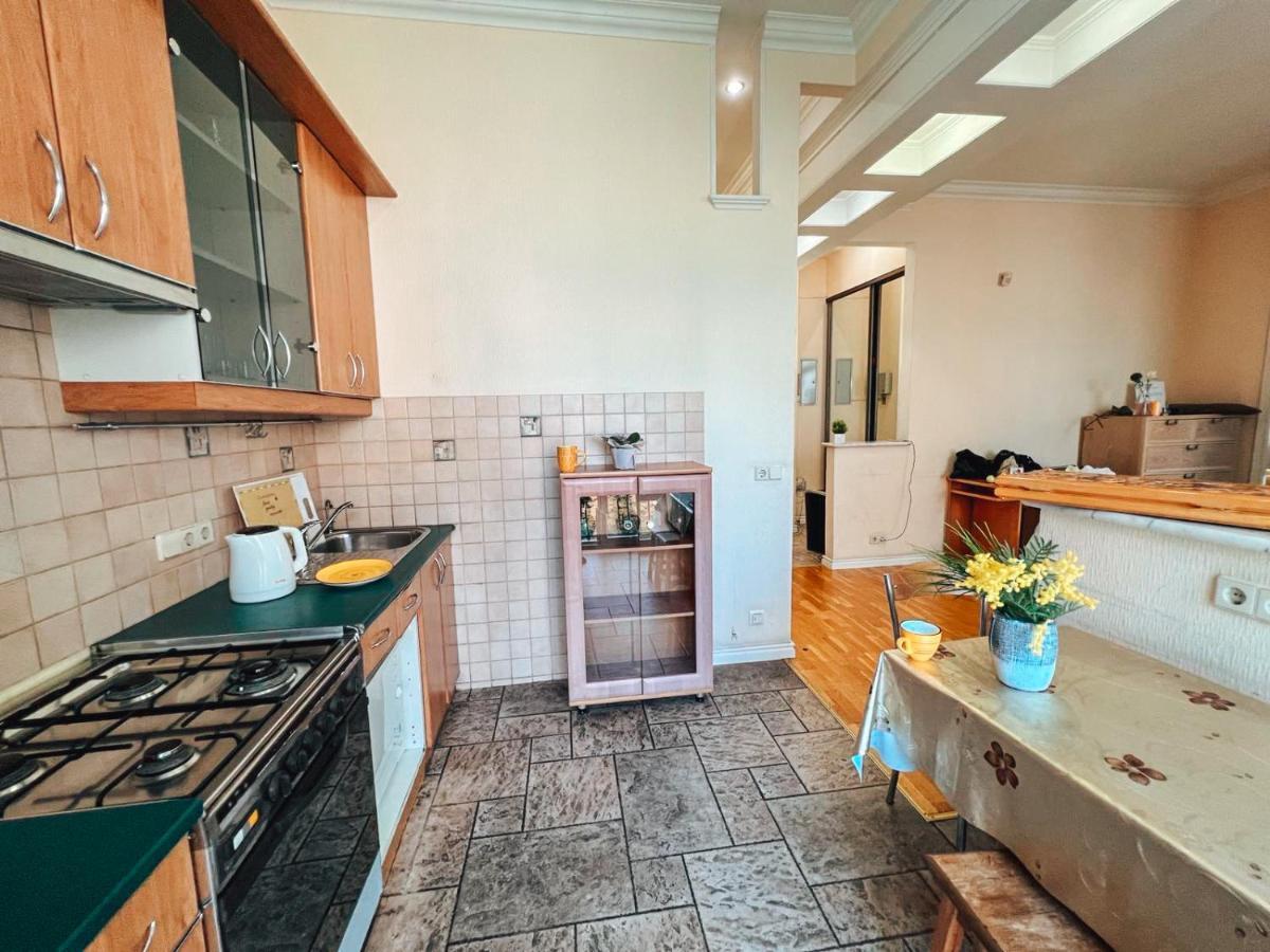 Apartments Rentals Ukraine On Kreshchatik 키예프 외부 사진