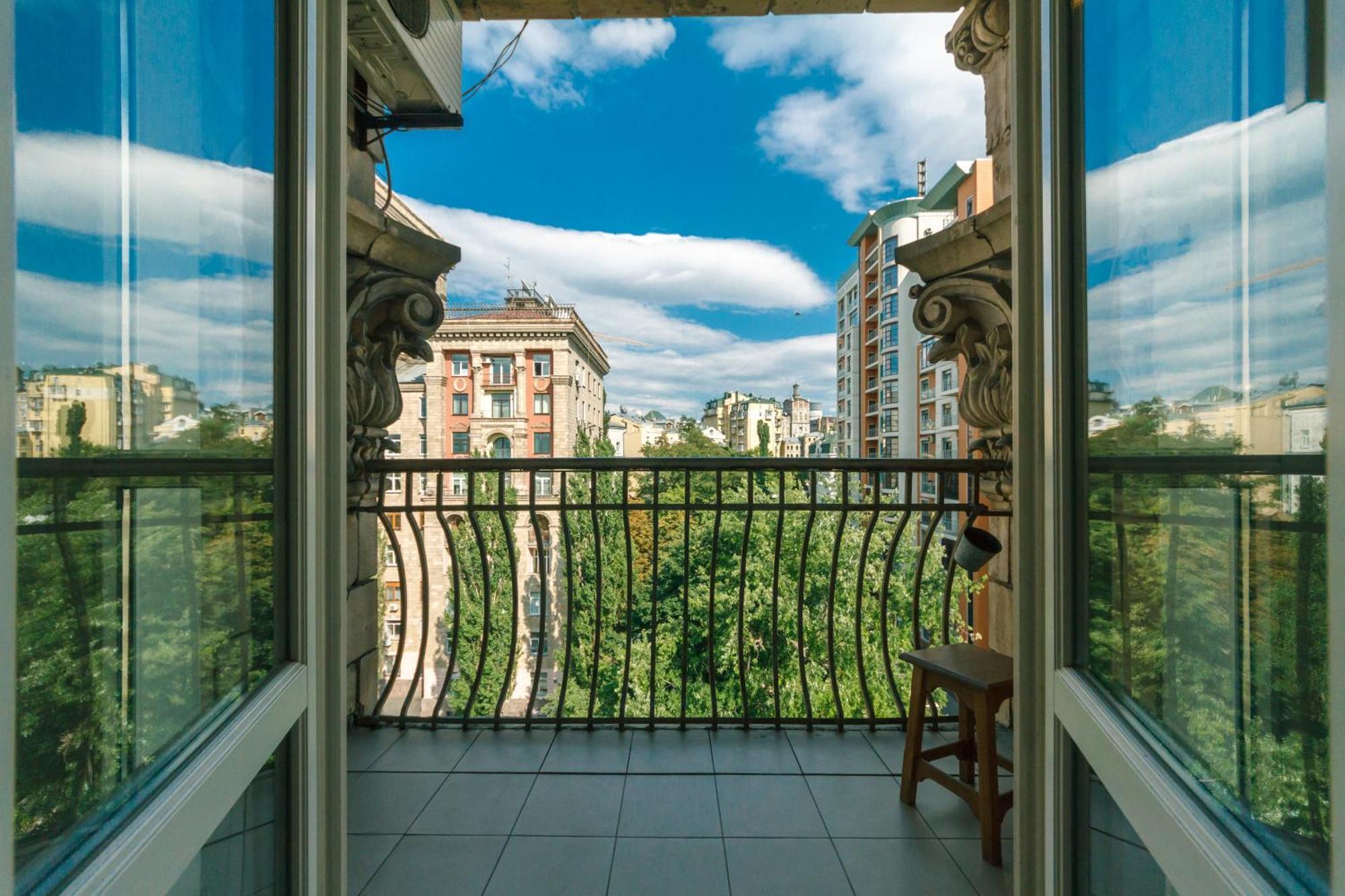 Apartments Rentals Ukraine On Kreshchatik 키예프 외부 사진