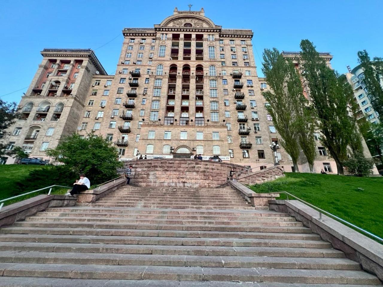 Apartments Rentals Ukraine On Kreshchatik 키예프 외부 사진