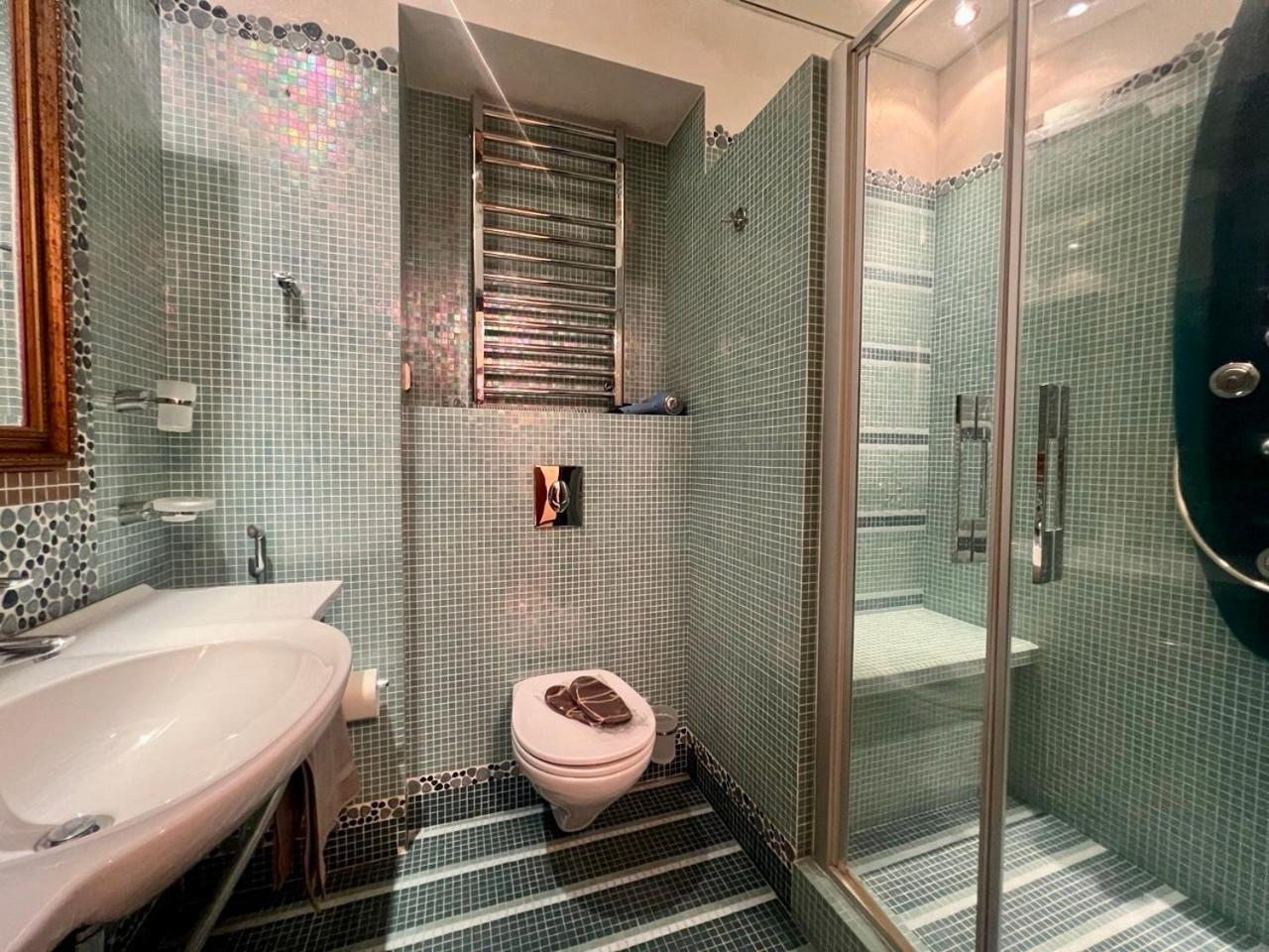 Apartments Rentals Ukraine On Kreshchatik 키예프 외부 사진