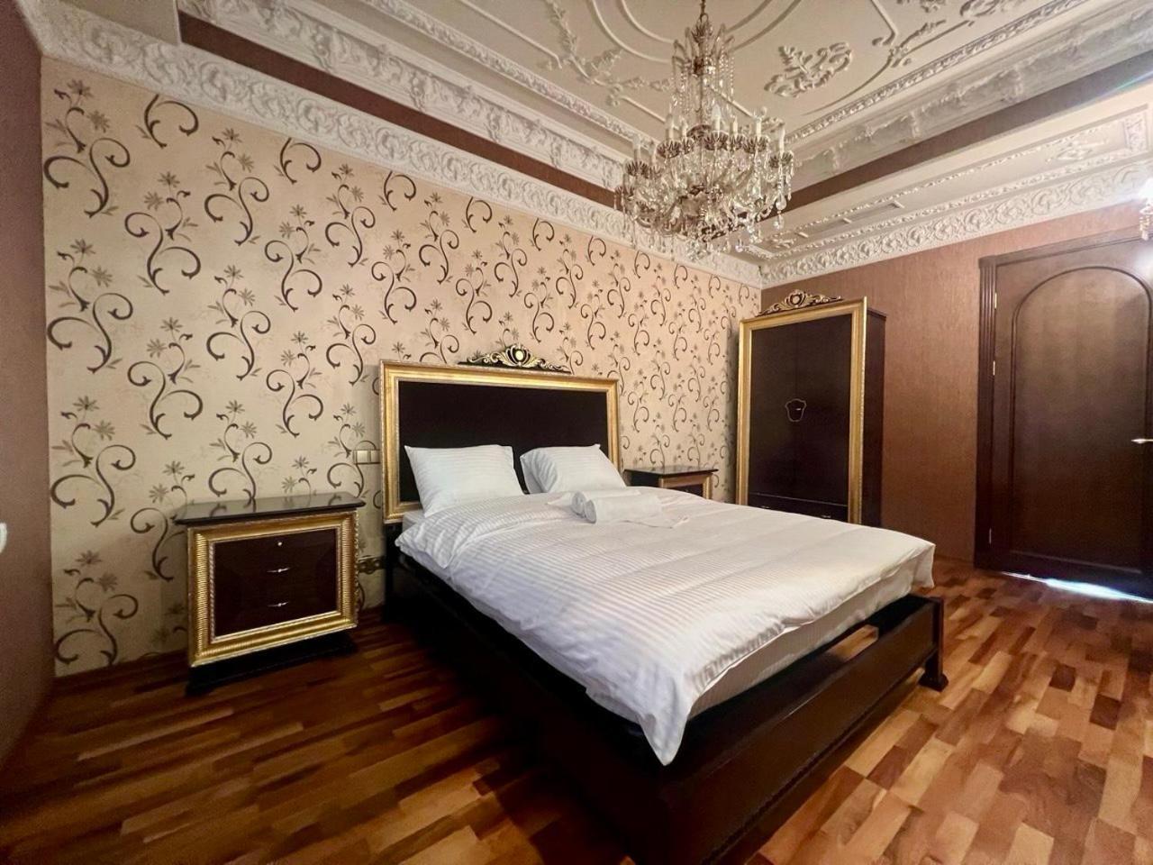 Apartments Rentals Ukraine On Kreshchatik 키예프 외부 사진