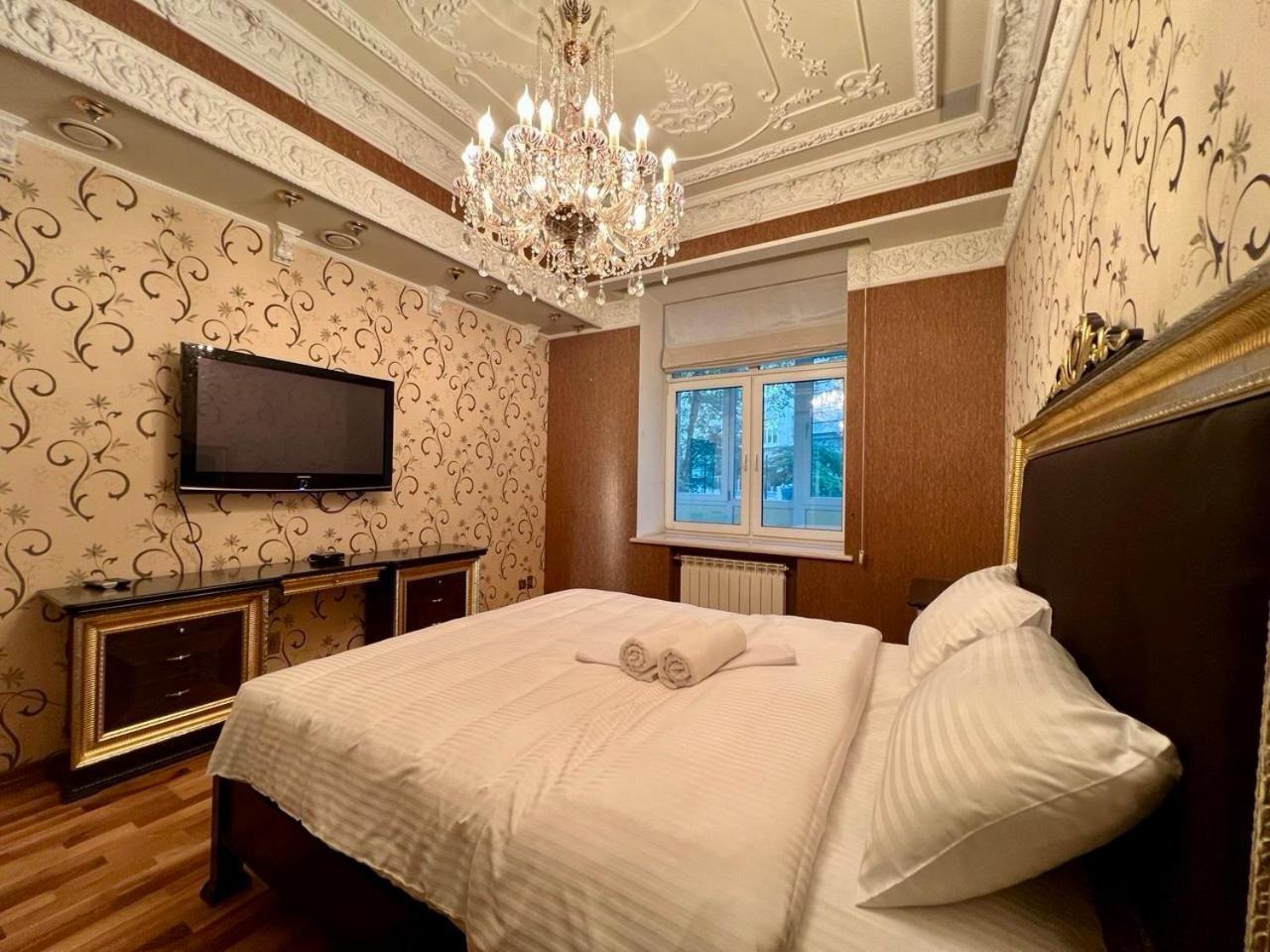 Apartments Rentals Ukraine On Kreshchatik 키예프 외부 사진