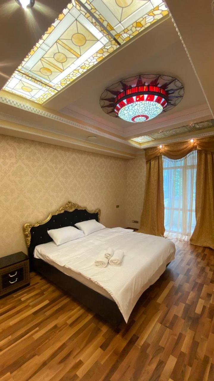 Apartments Rentals Ukraine On Kreshchatik 키예프 외부 사진