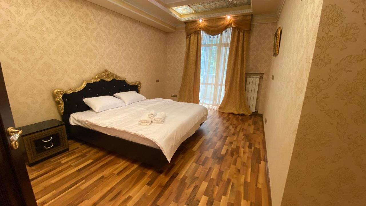 Apartments Rentals Ukraine On Kreshchatik 키예프 외부 사진